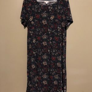 LuLaRoe Carly large floral blue - worn 1x